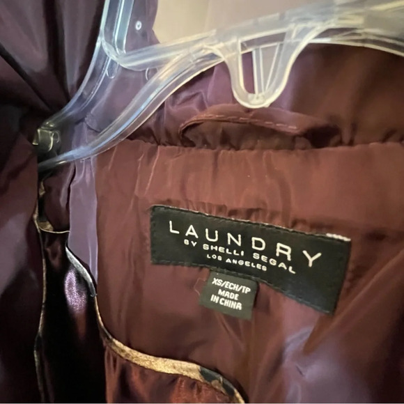 LAUNDRY BY SHELLI SEGAL Women' 3/4 Puffer Jacket   With Hood & Velvet Trim Sz XS - Picture 8 of 15